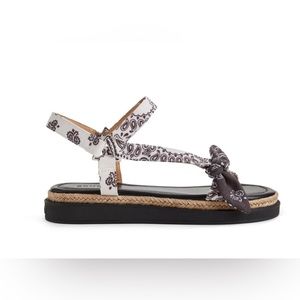 Schutz Carlotta Flat Sandal